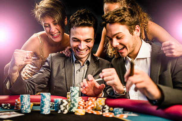 kyt4d live casino table with live dealer on mobile screen